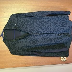 Lululemon Day Trip Blouse black animal print size Large